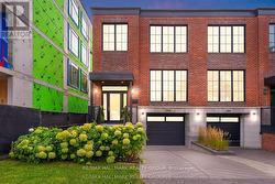 396 ROOSEVELT AVENUE  Ottawa, ON K2A 1Z3