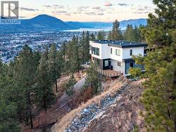 3331 Evergreen Drive Unit# 117  Penticton, BC V2A 0J3