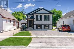 11 EDITH STREET  St. Catharines, ON L2S 2P6