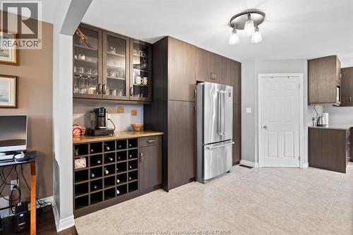 65 Fairway, Amherstburg, ON - Indoor Photo Showing Kitchen