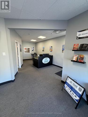 302 Brucedale Avenue, Hamilton, ON 