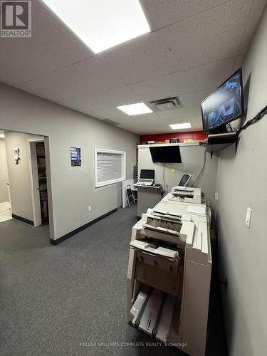 302 Brucedale Avenue, Hamilton, ON 