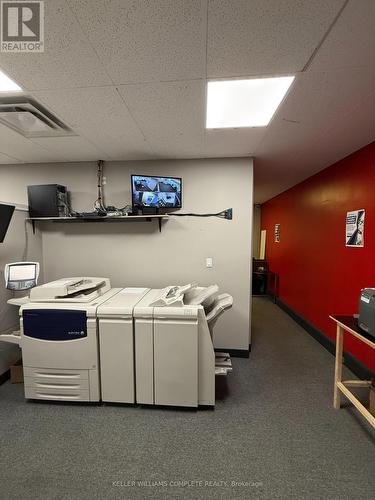 302 Brucedale Avenue, Hamilton, ON 