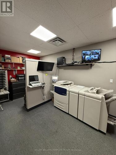 302 Brucedale Avenue, Hamilton, ON 