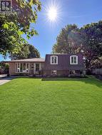 9 NORMANDY CIRCLE  Norfolk, ON N3Y 4J6