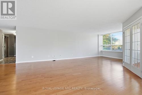 Dining/Living Room - 102 - 3 Towering Heights Boulevard, St. Catharines (Glendale/Glenridge), ON - Indoor Photo Showing Other Room
