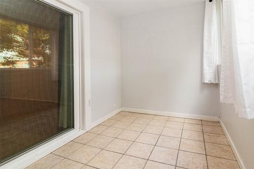 110-1685 Ufton Court, Kelowna, BC - Indoor Photo Showing Other Room