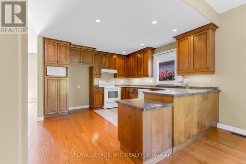 Spacious Kitchen - 157 Loretta Drive, Niagara-On-The-Lake (Virgil), ON - Indoor Photo Showing Kitchen