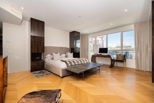 Primary bedroom - 24D-1200 Boul. De Maisonneuve O., Montréal (Ville-Marie), QC - Indoor
