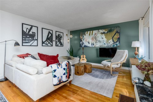 1165 Glen Urquhart Dr, Courtenay, BC 