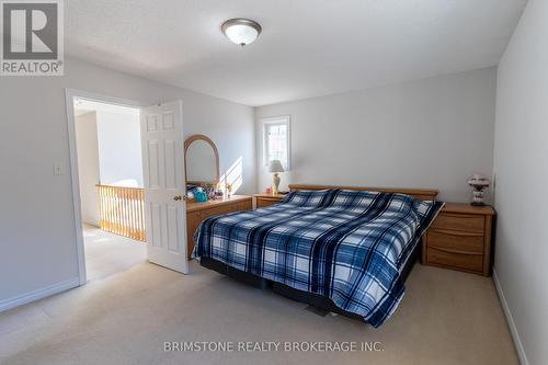 6 Silvercreek Crescent, Barrie, ON - Indoor Photo Showing Bedroom