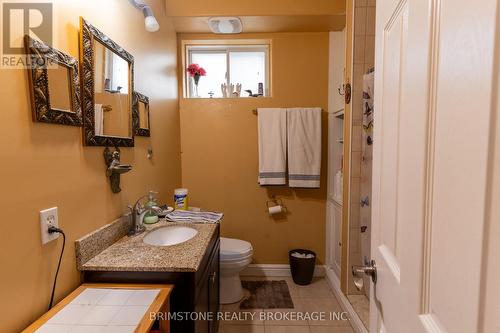 6 Silvercreek Crescent, Barrie, ON - Indoor Photo Showing Bathroom