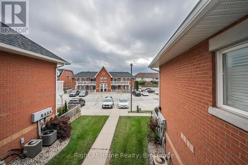 706 - 1701 Lampman Avenue, Burlington (Uptown), ON - Outdoor With Exterior