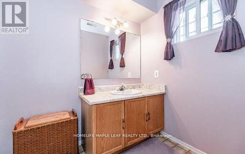 42 Newbury Drive, Kitchener, ON - Indoor Photo Showing Bathroom