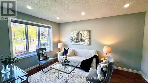 42 Newbury Drive, Kitchener, ON - Indoor