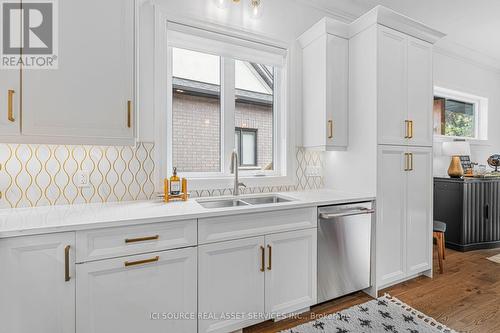 7 Fedorkow Lane, Niagara-On-The-Lake, ON - Indoor Photo Showing Kitchen With Double Sink