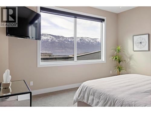 1673 Travertine Drive, Lake Country, BC - Indoor Photo Showing Bedroom