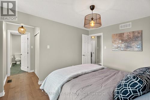 232 Burnaby Drive, Ottawa, ON - Indoor Photo Showing Bedroom