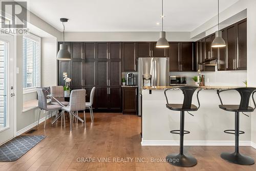 232 Burnaby Drive, Ottawa, ON - Indoor