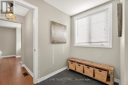 232 Burnaby Drive, Ottawa, ON - Indoor Photo Showing Other Room