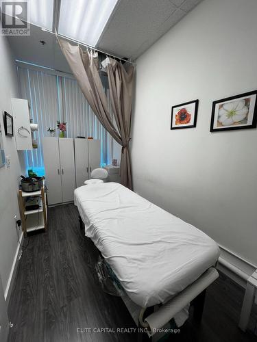 221A - 550 Highway 7 E, Richmond Hill, ON 