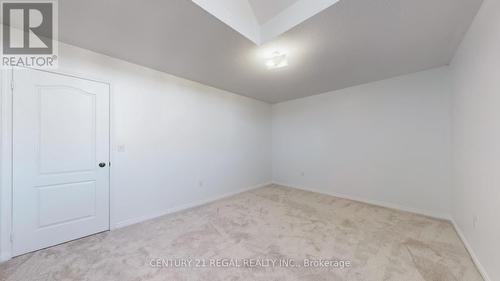 4274 Vivaldi Road, Burlington, ON - Indoor Photo Showing Other Room