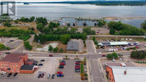 100 Victoria Street, Pembroke, ON 