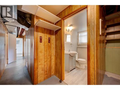 150 Curlew Place, Kamloops, BC - Indoor Photo Showing Bathroom