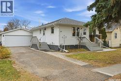 319 Simpson STREET  Outlook, SK S0L 2N0