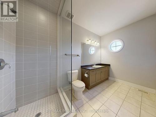 140 Magnolia Crescent, Oakville, ON - Indoor Photo Showing Bathroom