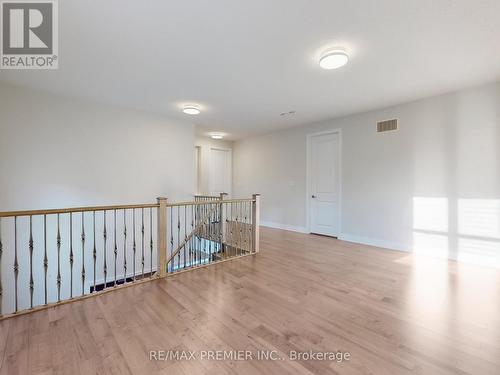 140 Magnolia Crescent, Oakville, ON - Indoor Photo Showing Other Room