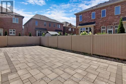 140 Magnolia Crescent, Oakville, ON - Outdoor