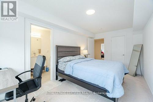 31 - 1095 Cooke Boulevard, Burlington, ON - Indoor Photo Showing Bedroom