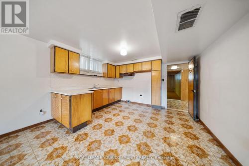 50 Felan Crescent, Toronto, ON - Indoor