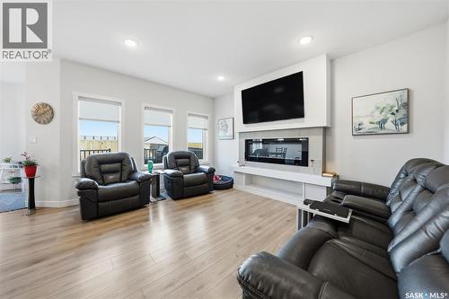 451 Mcfaull Crescent, Saskatoon, SK - Indoor Photo Showing Living Room With Fireplace