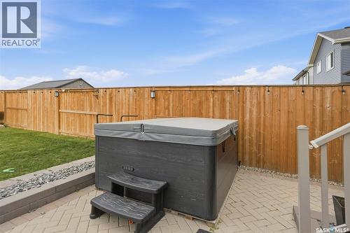 451 Mcfaull Crescent, Saskatoon, SK - Outdoor