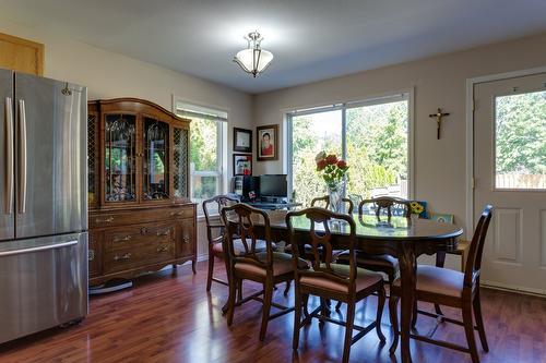 4541 Gordon Drive, Kelowna, BC - Indoor Photo Showing Dining Room