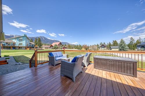 4453 Cedar Bay, Fairmont Hot Springs, BC - Outdoor With Deck Patio Veranda With Exterior