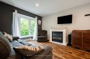 310 Shelburne Place, Shelburne, ON  - Indoor Photo Showing Living Room With Fireplace 