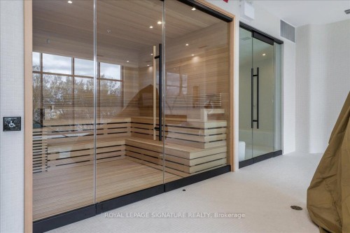 517-185 Dunlop Street E, Barrie, ON - Indoor