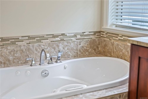 3454 Waterfern Dr, Port Alberni, BC 