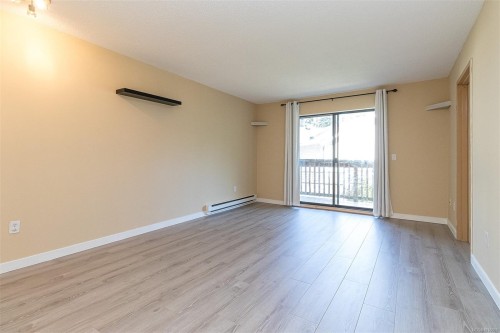 304-4728 Uplands Dr, Nanaimo, BC - Indoor Photo Showing Other Room