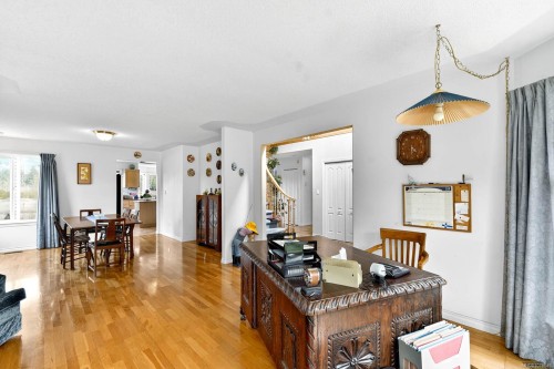 7799A Beaver Creek Rd, Port Alberni, BC 