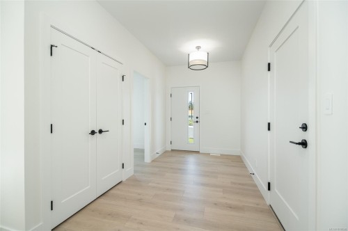 22-1580 Glen Eagle Dr, Campbell River, BC - Indoor Photo Showing Other Room