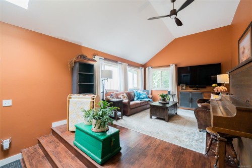 1634 Cedar Rd, Nanaimo, BC 