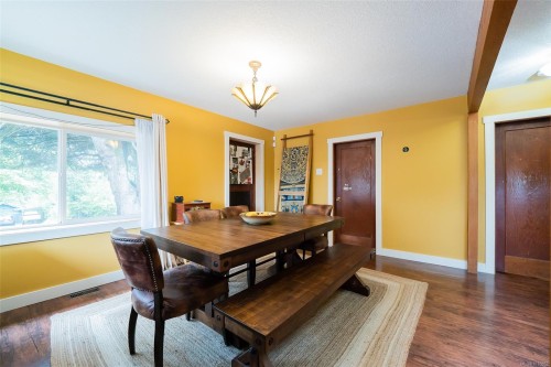 1634 Cedar Rd, Nanaimo, BC 