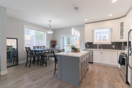 820 Brechin Rd, Nanaimo, BC 