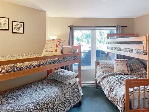 106-1320 Henry Rd, Courtenay, BC - Indoor Photo Showing Bedroom