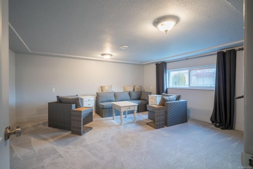 5032 Cherry Creek Rd, Port Alberni, BC 