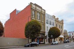 302-1407 Government St  Victoria, BC V8W 1Z1